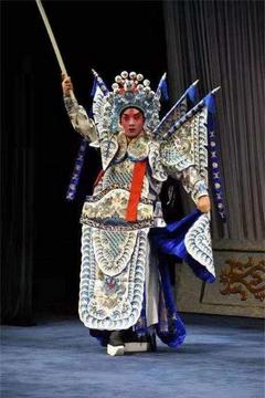 郭苍